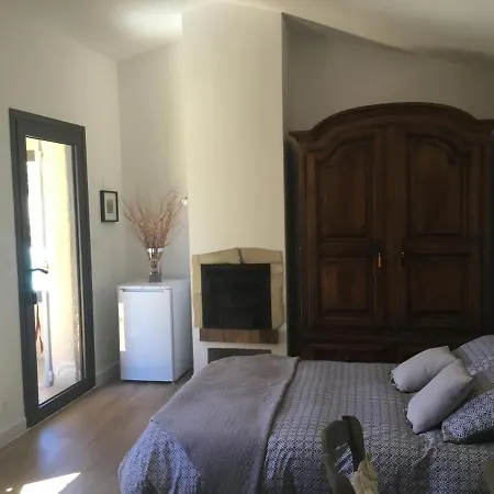 منزل للإقامة Petit Cocon Dans Le Luberon